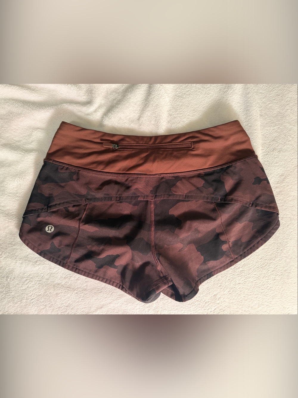 ❌SOLD❌lululemon athletica Brown Camo Women's Running Shorts speed up size 2